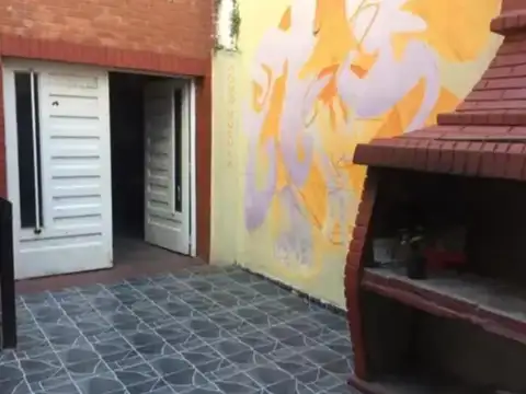 Local en Venta en Almagro, USD 670.000