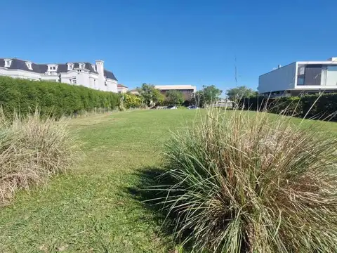 Terreno en Venta en Nordelta El Golf, USD 765.000