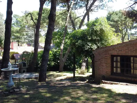 Casa en Alquiler Temporal con 3 cocheras