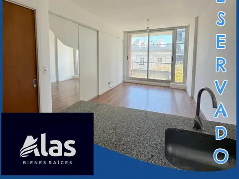 ALQUILER 2 ambientes con cochera.Av Pueyrredón entre Lavalle y Tucumán. SUM y Mini Gym