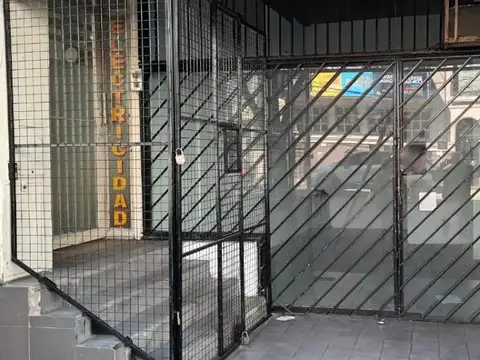 Local en venta - 1 Salón 2 Baños - Probadores - Cochera - 60Mts2 - San Cristóbal