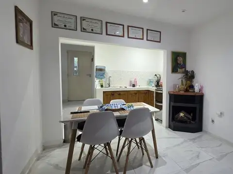 Casa en Venta con 1 cochera