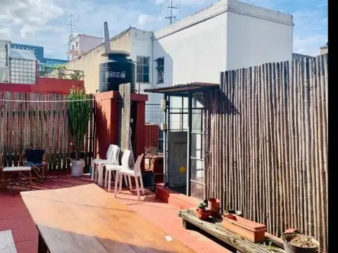 Depto Tipo Casa 4 ambientes con 2 baños