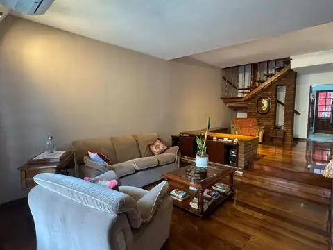 Depto Tipo Casa en Venta 51 años