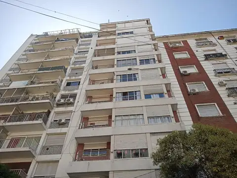 Departamento de 2 dormitorios en alquiler. Microcentro de La Plata