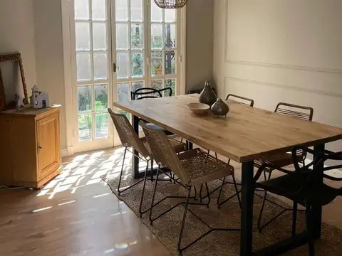 CASA CENTRICA 3 DORM. 2 BAÑOS - PILETA - EXCELENTE UBICACION - LOBOS