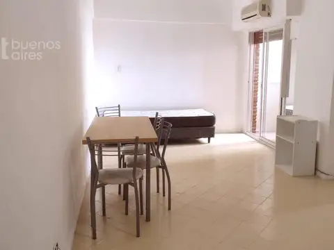 Departamento en Alquiler en Balvanera, $ 550.000