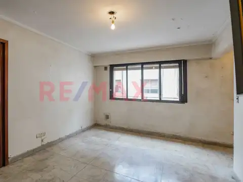 VENTA DEPTO 3+DEP AMB EN CABALLITO MUY LUMINOSO