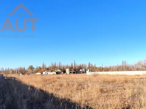 Calles Río Colorado y Chivilcoy, Neuquén