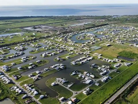 VENTA LOTE A LA LAGUNA BARRIO PRIVADO ELCANO