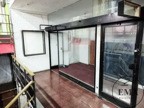 Local en Venta 50 años