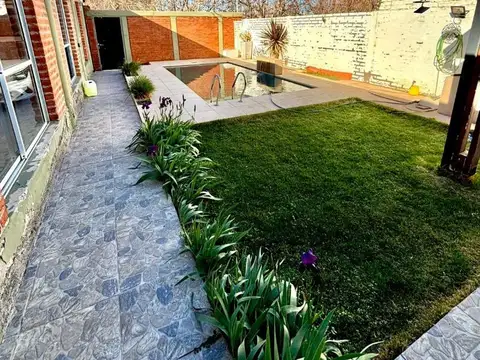 Venta casa en Barrio Patagonia de Cipolletti !!!