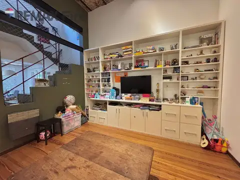 Venta PH a la calle en Núñez 