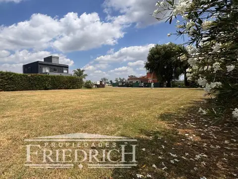 Terreno en Venta de 793,0 m2