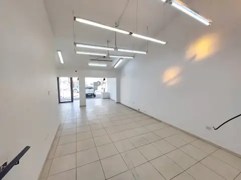Local en Alquiler en Maipú, $ 1.300.000