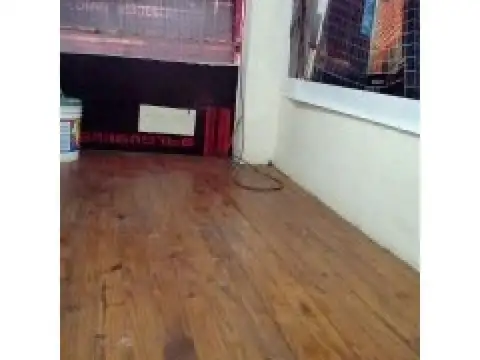 Local en Venta 67 años