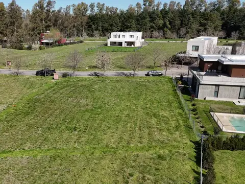 Terreno Venta en Bo El Tropezon en  San Antonio De Areco. POSIBILIDAD DE FINANCIACION!
