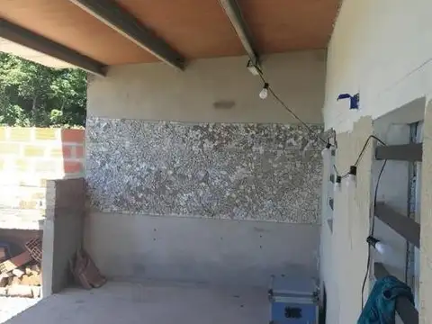 Avda Juan Manuel De Rosas 400