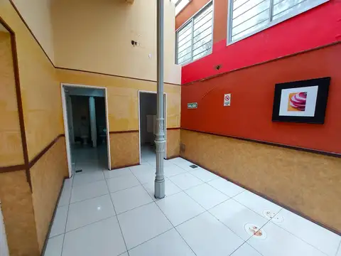 Local en Venta 50 años