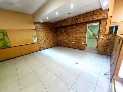 Local en Venta 50 años