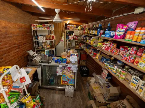 CASA EN VENTA 3 DORMITORIOS FISHERTON