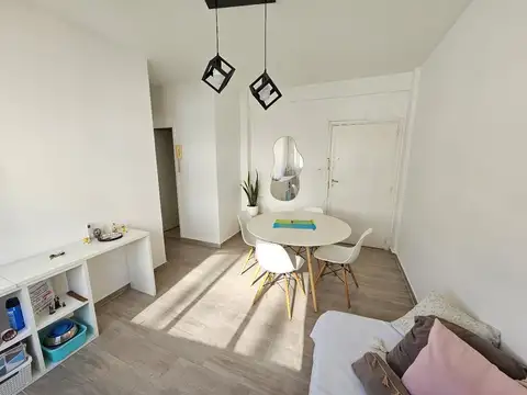 Presidente José Evaristo Uriburu 1000