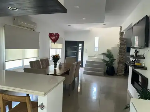 Casa en Venta en Bella Vista, USD 420.000