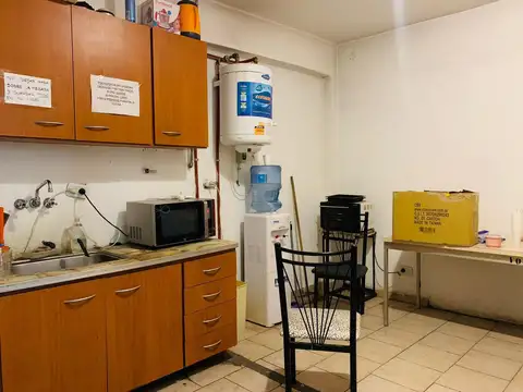 Casa - Unidad Comercial de 6 ambientes