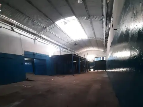 Galpon en Alquiler en Barrio España y Hospitales, $ 2.000.000
