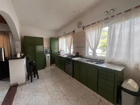 Depto Tipo Casa en Venta en Lomas de Zamora, USD 140.000