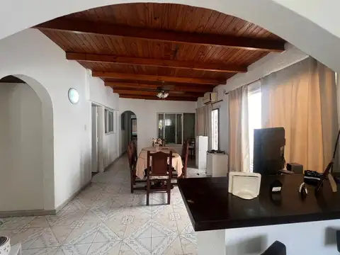 Depto Tipo Casa 5 ambientes con 3 baños