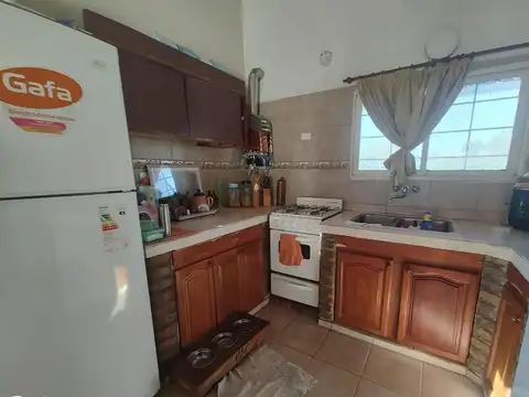 Casa 5 ambientes con 2 baños
