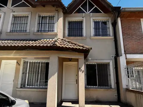 Casa en Alquiler de 2 dormitorios