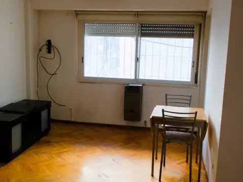 Coronel Ramón Lorenzo Falcón 3500, Piso 3