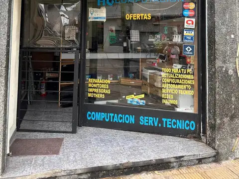 local comercial  al frente con baño