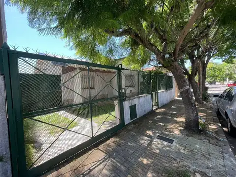 Casa o lote en Victoria