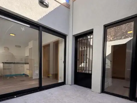 PH 2 AMBIENTES RECICLADO MUY LUMINOSO, BARRIO SAN JOSÉ