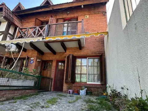 Ayacucho y Mariano Pelliza