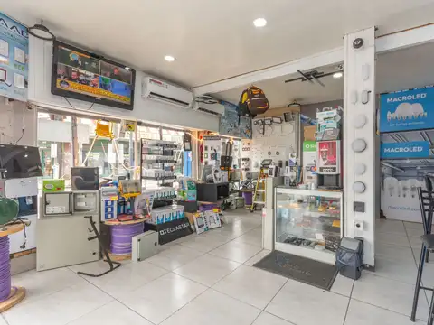 VENTA LOCAL/DEPÓSITO DOBLE PLANTA ESQUINA SAN MART