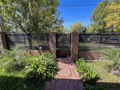 Casa en Alquiler en Punta Chacra, $ 760.000