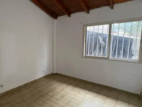 Depto Tipo Casa en Venta con 1 cocheras