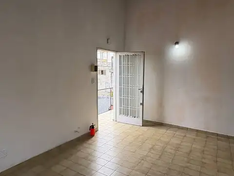 Depto Tipo Casa en Venta en Moron, USD 27.500