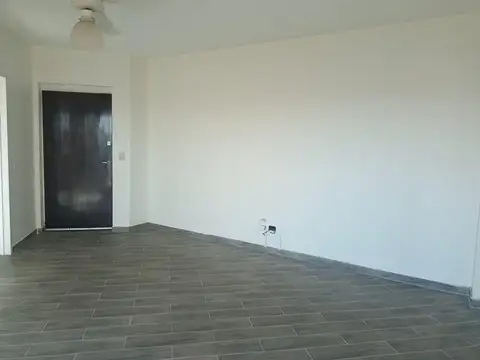 Departamento de 2 ambientes amplio con balcón al frente