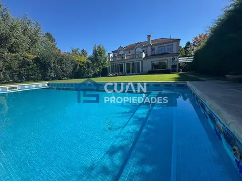 Casa en Venta de 4 dormitorios
