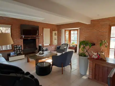 Casa en Venta en Los Berros, USD 460.000