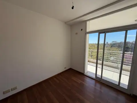 Zeballos 4100, Piso 7°