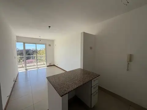 Departamento 1 dormitorio con balcon