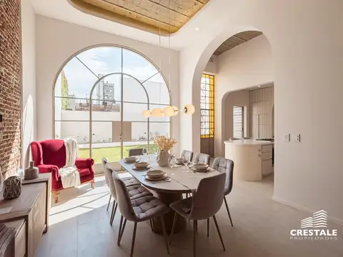Venta / permuta - Casa 3 dormitorios con piscina - Abasto, Rosario.