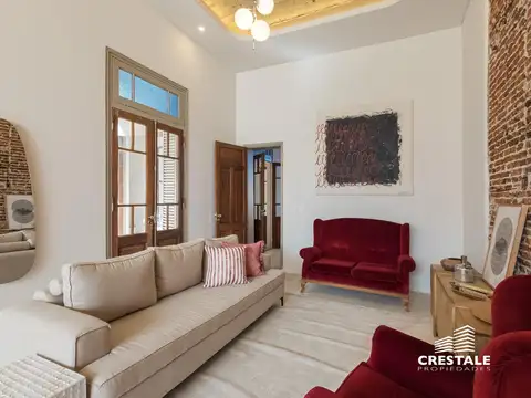 Venta / permuta - Casa 3 dormitorios con piscina - Abasto, Rosario.