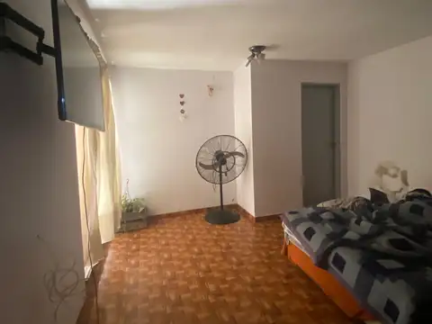 Casa en Alquiler con 1 cochera